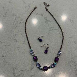 Necklace and earring set